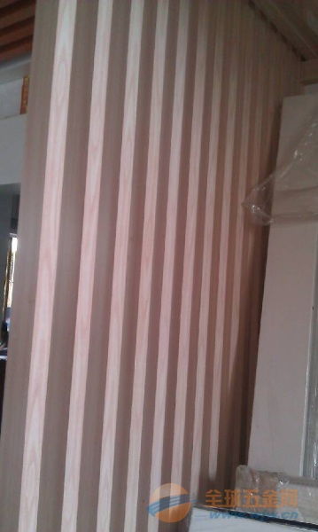 鋁方通 建筑裝飾的多功能選擇與規(guī)格解析